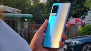 vivo V21