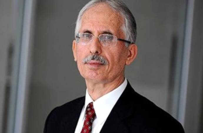 MetroPOLL yöneticisi Özer Sencar, anketi "Aralık ayına göre AKP yaklaşık 2 puan, CHP de 1 puan artmış" sözleriyle yorumladı. İşte sonuçlar...