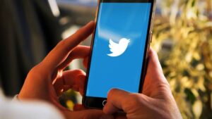 Twitter DM