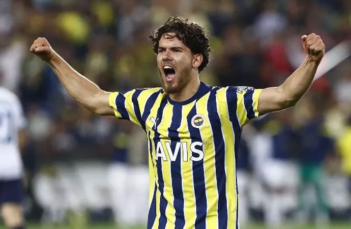Fara Ferdi Ferdi'nin babasından İtalyan basınına transfer açıklamaları - Tele1 TV ...