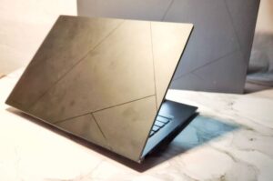 Asus Zenbook 14X OLED