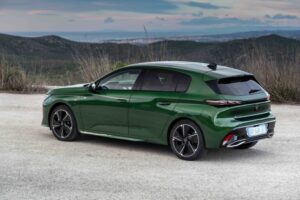 PEUGEOT E-308
