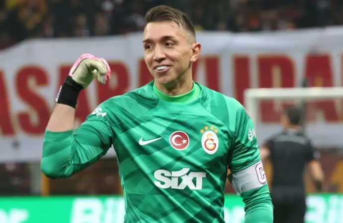 Galatasaray, Fernando Muslera, sözleşme