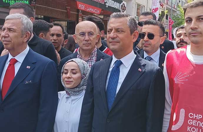 Özgür Özel, Gençlik yürüyüşü