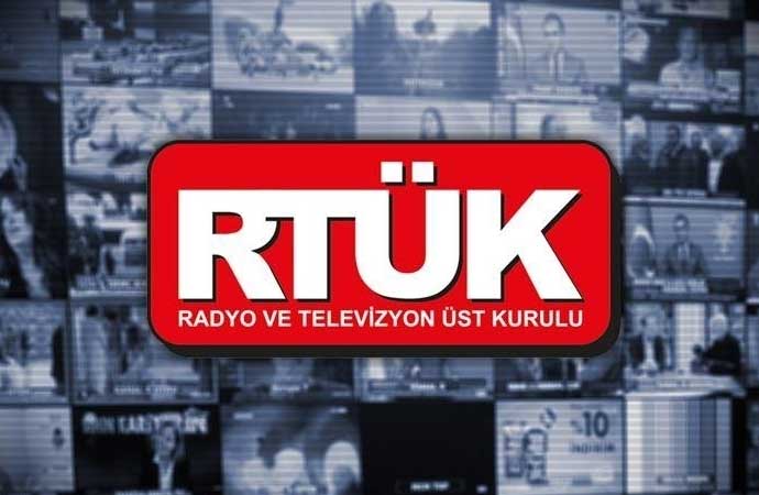 RTÜK, dijital dizi ve film platformlarından Netflix'e idari yaptırım uygularken, MUBI ve Blu TV'ye ise para cezası verdi. 