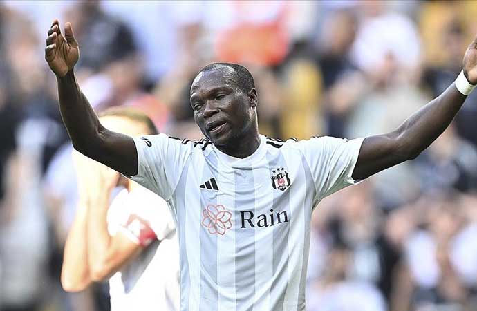 Süper Lig ekiplerinden Hatayspor, Beşiktaş'tan Vincent Aboubakar'ı kadrosuna kattığını duyurdu.