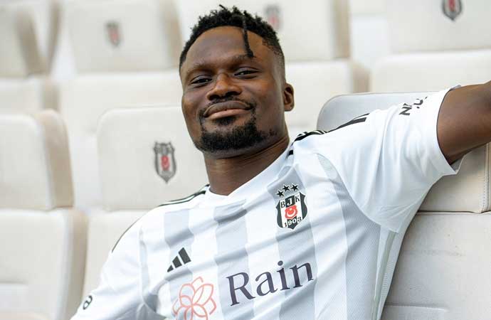 Beşiktaş’ta Daniel Amartey ile yollar ayrıldı. Kulübün oyuncu ile karşılıklı olarak sözleşmeyi feshettiği öğrenildi.