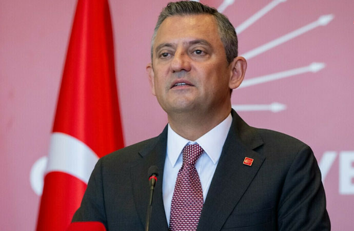 özgür özel